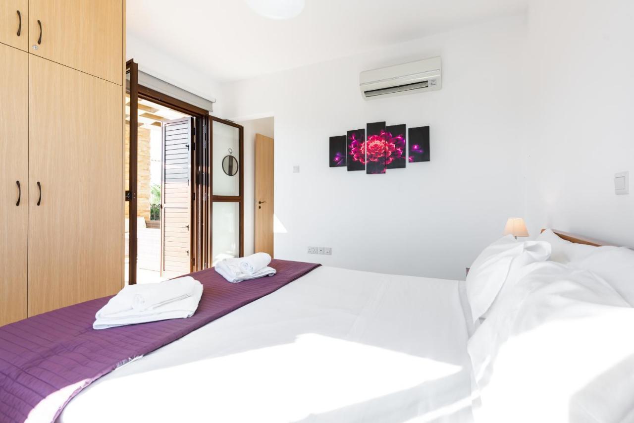 Villa Iris By Ezoria Villas Ajía Nápa Eksteriør bilde